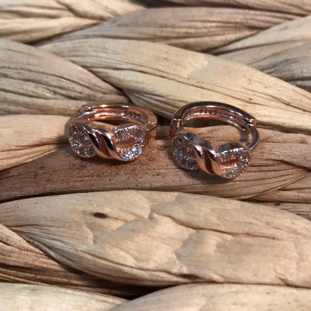 Rose silver earrings
